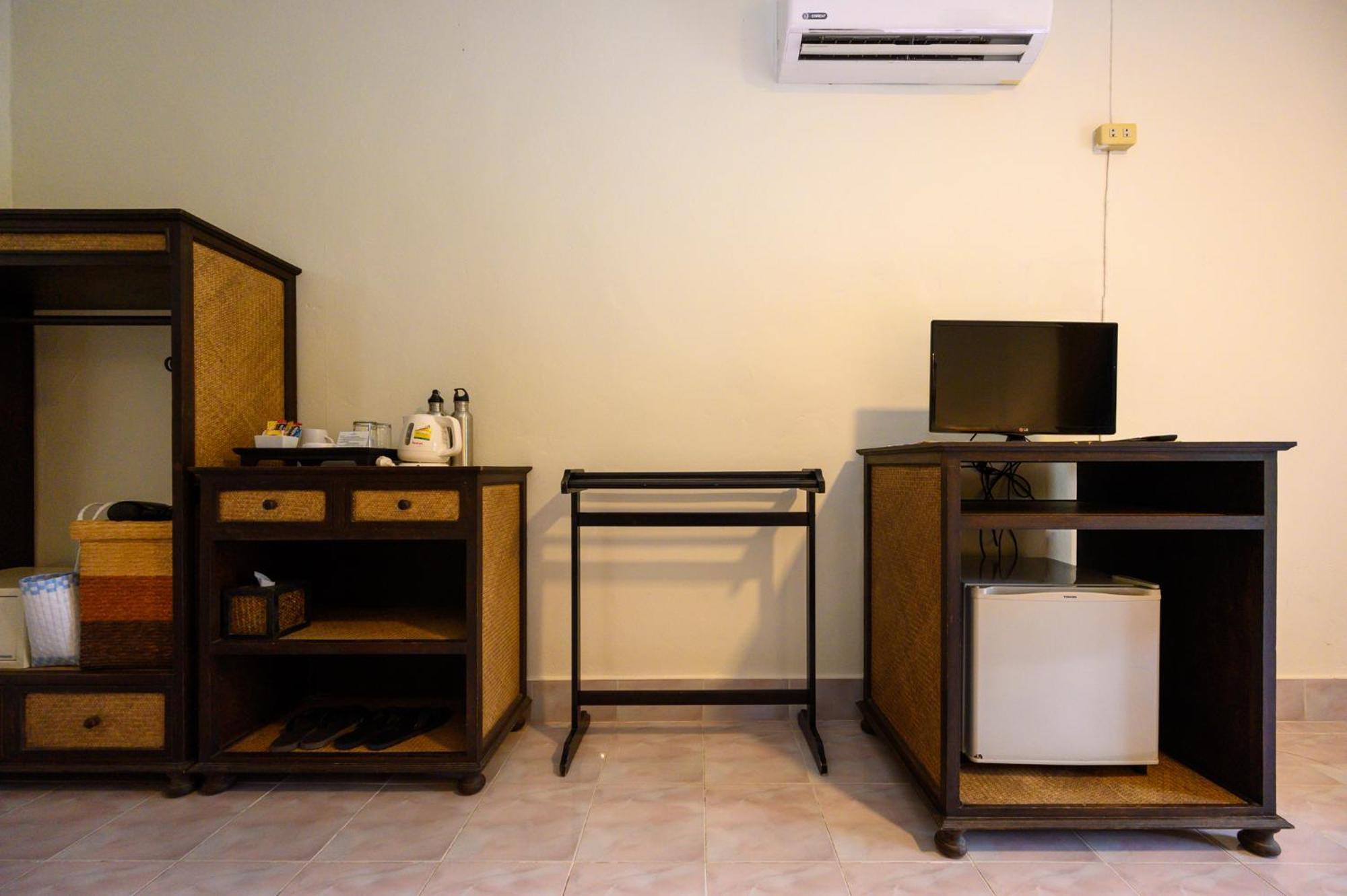 Wapi Resort Koh Lipe Room photo